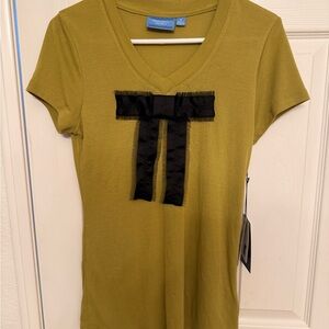 Simply Vera Vera Wang Mustard V-Neck Top with Black Ribbon Accent